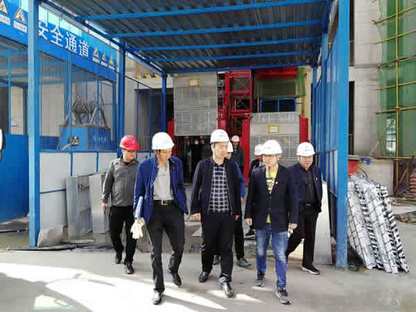 装备公司开展起重机械设备安全专项检查