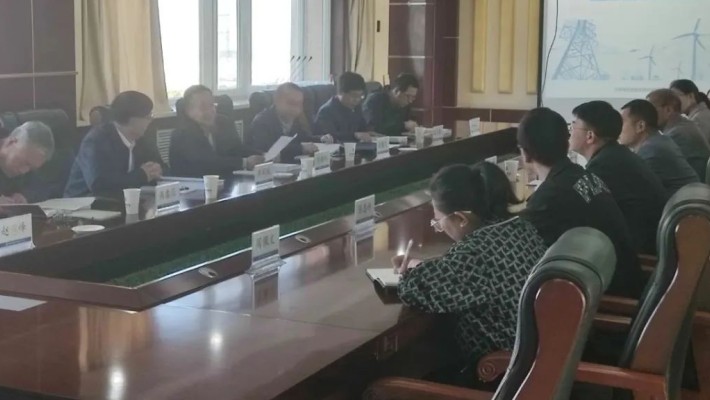 星空网页版承担的甘肃建投科技项目“智能建筑配电设备研究与产业化项目”顺利通过验收评审