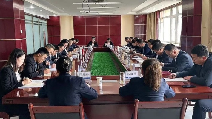 党委书记、董事长刘亚雄一行调研格赛克机械公司