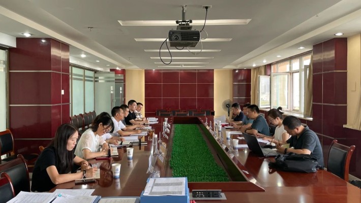 集团公司科技创新部调研装备公司科研工作